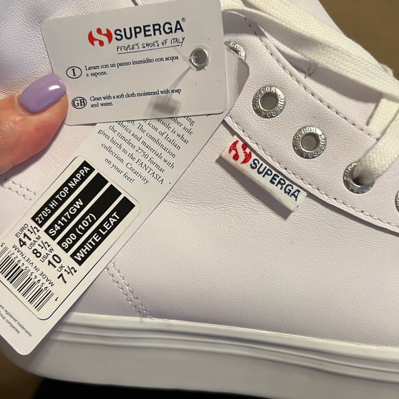 Women’s Size 10 US Superga leather white high top shoes - Picture 2 of 4